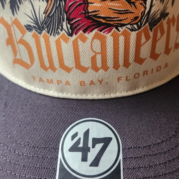 Buccaneers Adjustable Cap - Picture 8 of 12